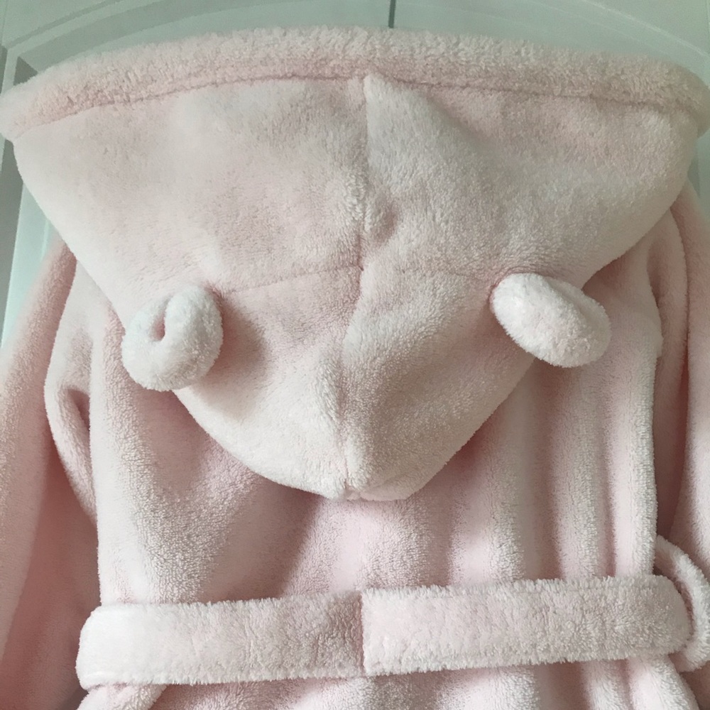 GAP Pink Robe Size 2T - Picture 3 of 5